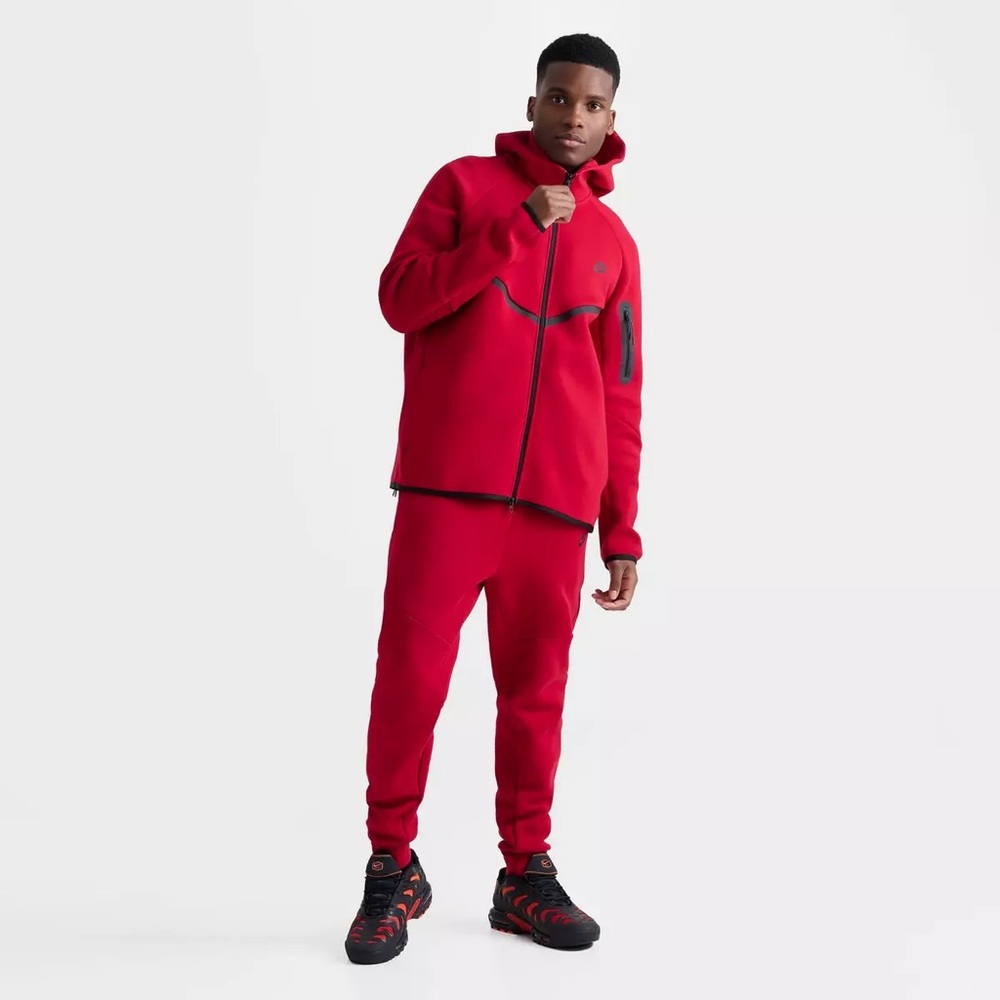 Nike Men's Nike tech fleece Windrunner Full-Zip & Nike tech fleece jogger pants